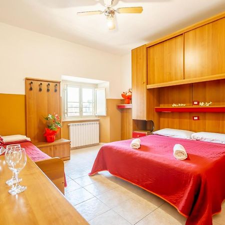 Booking Inn Rome Center ภายนอก รูปภาพ